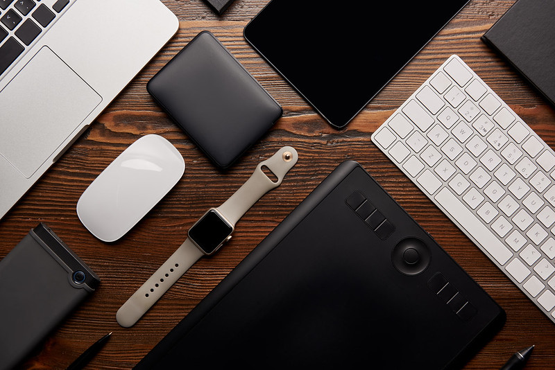 Diffent types of devices