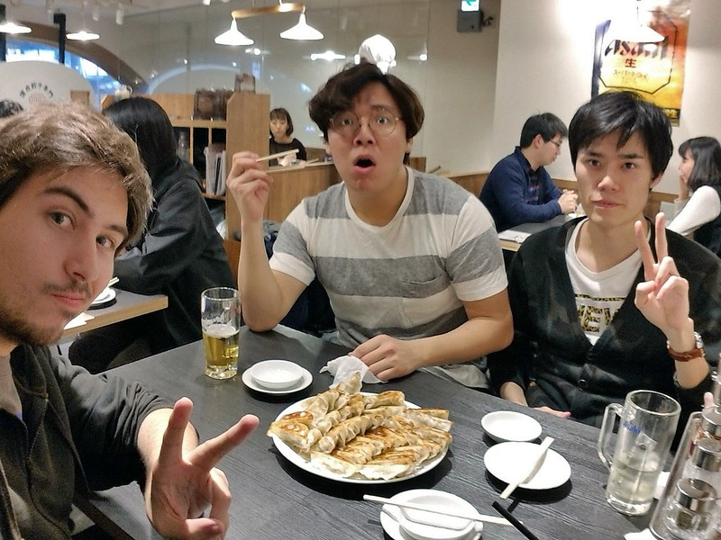 KCP students having unlimited gyoza at Shibuya Gyoza restaurant.
